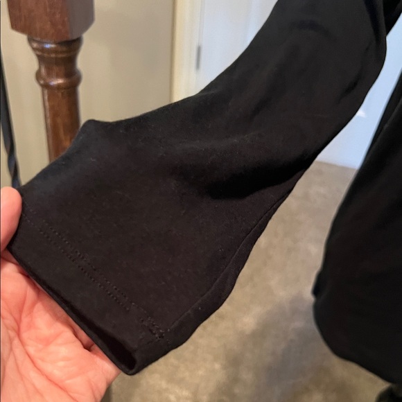 Eddie Bauer Classic Black Long Sleeve Top - Picture 2 of 6